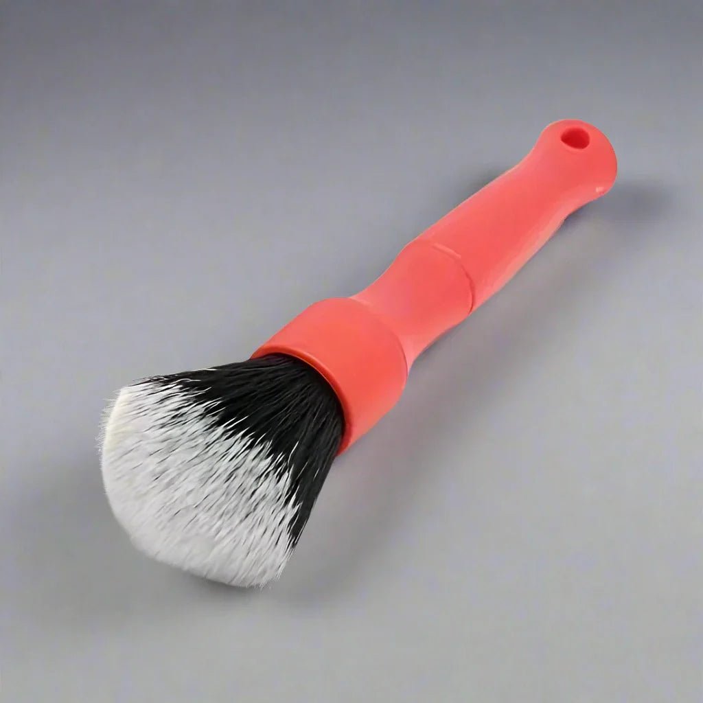 Brosse Nettoyage Voiture - CarUltraSoftBrush™ - Rouge - Automobilevp